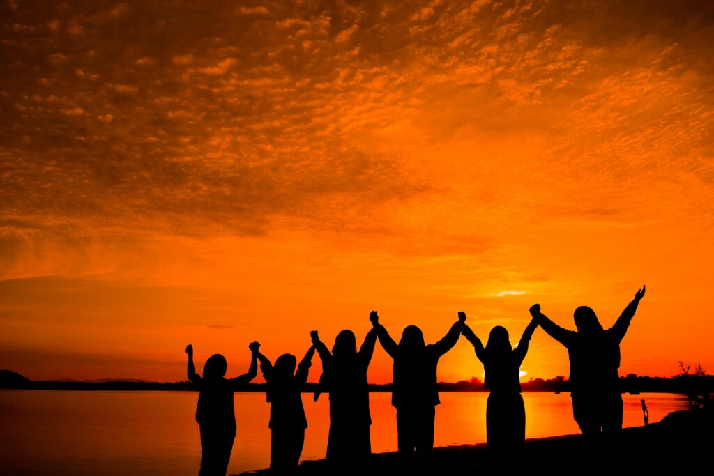 100 Heartwarming Friendship Quotes to Cherish Your Friends