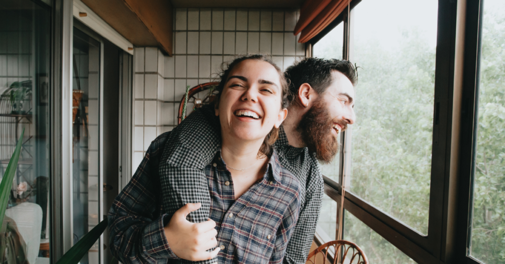 60 Funny Quotes About Love